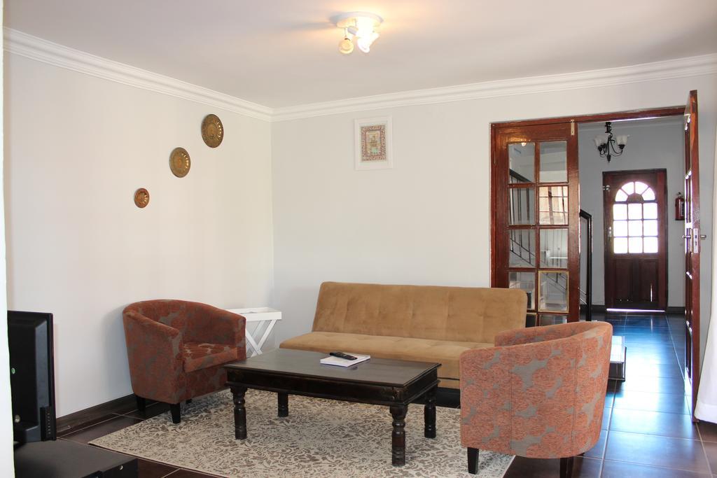 Blue Crane Guesthouse Maseru Exterior foto